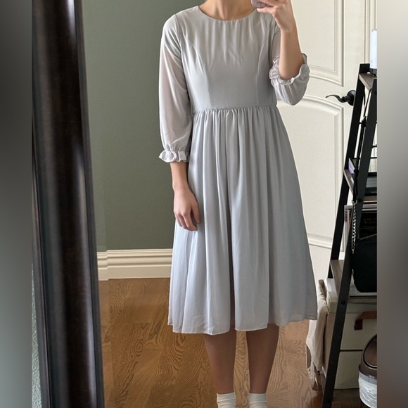 Roolee Light gray/blue-ish knee length dress - Picture 11 of 11